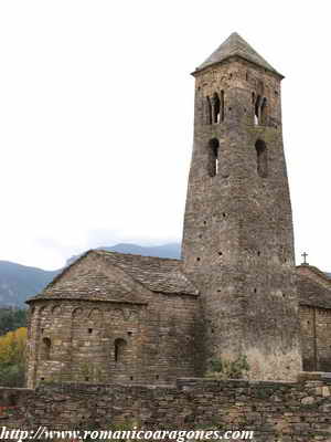 VISTA NORESTE DEL TEMPLO